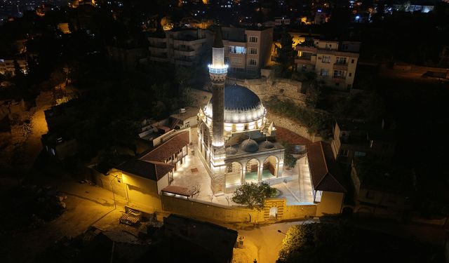 Kahramanmaraş’ta depremde hasar alan 5 cami yeniden ibadete açılıyor