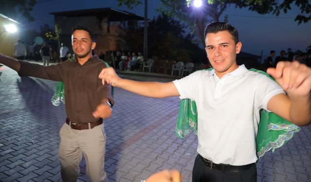Kahramanmaraş’ta  İkiz kardeşler aynı yerde askerlik yapacak!