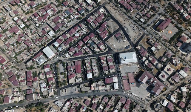 Kahramanmaraş’ta Şeyh Şamil Mahallesi’nde asfalt seferberliği