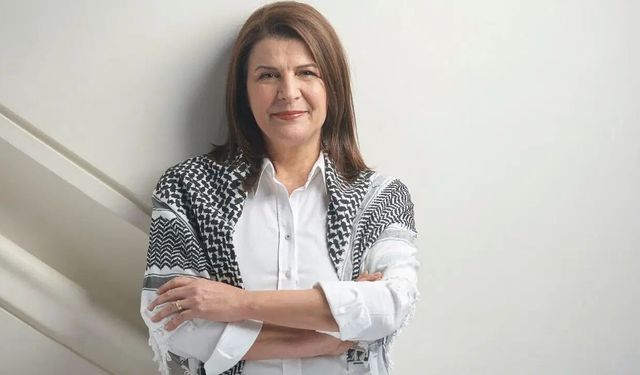Saniye Bora Fıçı Kimdir, Hangi Partide? Foça Belediye Başkanı Saniye Bora Fıçı AK Parti'ye Mi Geçiyor?
