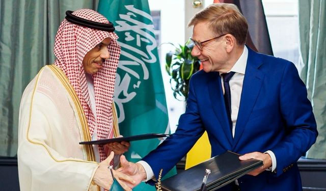 Suudi Arabistan ve Almanya dan Hürmüz Boğazı açıklaması