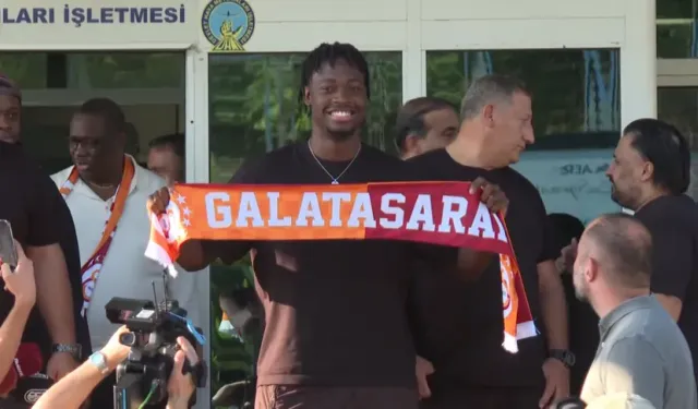 El Chadaille Bitshiabu Galatasaray İçin İstanbul’a Geldi! İşte İlk Sözleri