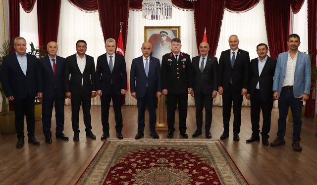 AK Parti Kahramanmaraş Heyeti'nden İl Jandarma Komutanı Tataroğlu’nu ziyaret