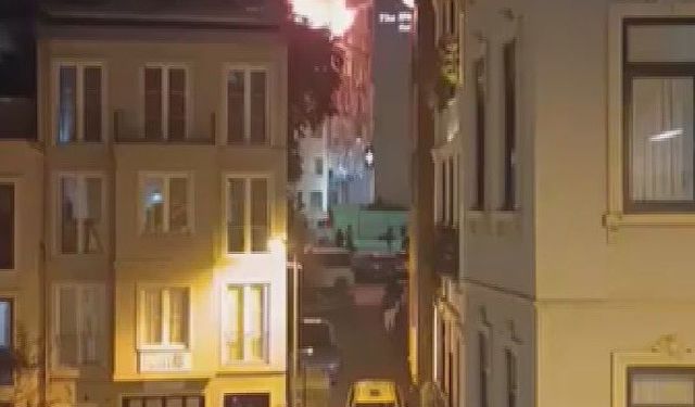 Beyoğlu'nda Otelde Yangın Çıktı, Ekipler Müdahale Ediyor
