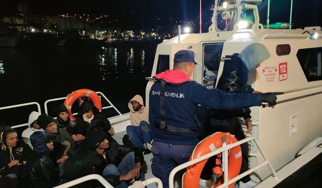 Bodrum'da Geri İtilen 36 Kaçak Göçmen Kurtarıldı
