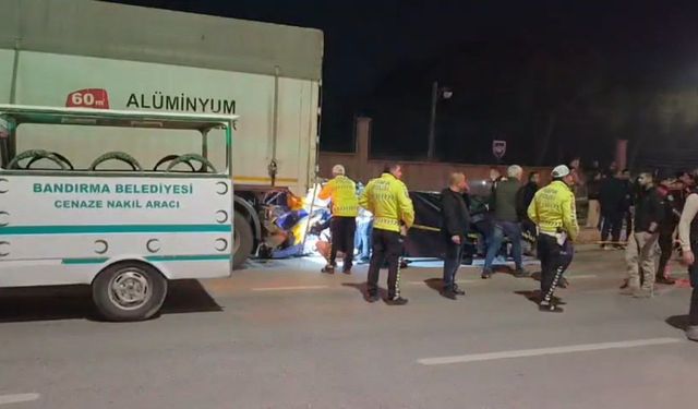 Bandırma'da Kazada Motosiklet Sürücüsü Hayatını Kaybetti