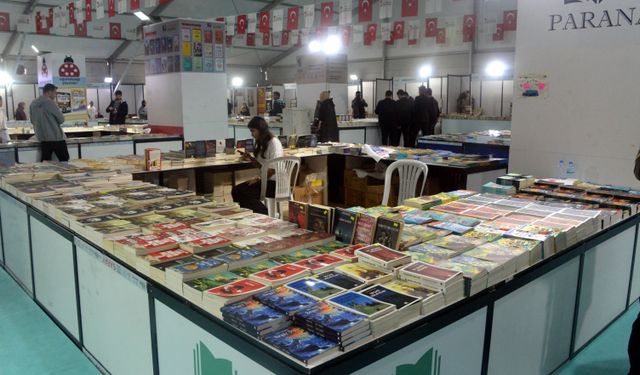 Kahramanmaraş 11. Kitap Fuarı Bakan Yılmaz ile Açıldı
