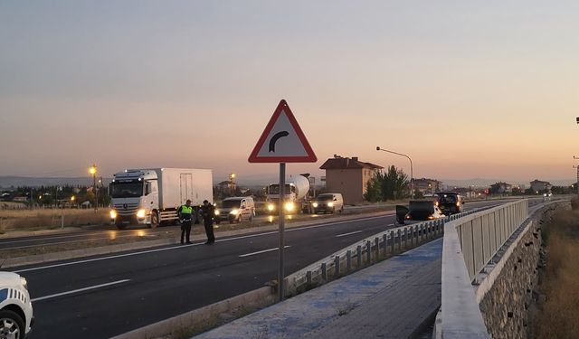 Çubuk'ta Otomobil Bisikletli Çocuğa Çarptı: 2 Yaralı