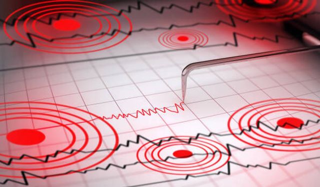 Panama'da 7.7 Büyüklüğündeki Deprem Tsunami Uyarısı Verdi
