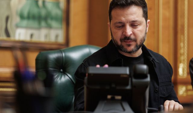 Zelenskiy: Rus Saldırılarında 28 Trafo Merkezi Hasar Gördü
