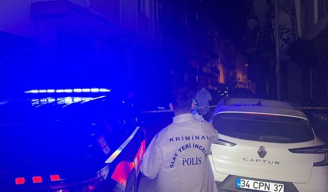 Zeytinburnu'nda Polise Ateş Açan Şüpheli Bacağından Vuruldu
