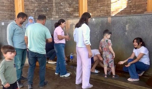 Depremde Zarar Gören Ekinözü İçmeleri Yeniden Ayağa Kalkıyor