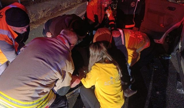 Kahramanmaraş Afşin'de Feci Kaza! Sürücü Ağır Yaralandı
