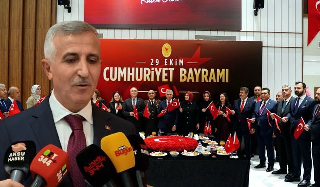 Kahramanmaraş Valiliği Cumhuriyet Kabul Töreni Düzenledi