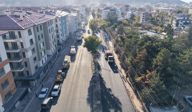 Kahramanmaraş’ta Deprem Konutlarına Giden Yol Baştan Sona Yenileniyor