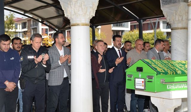 Kahramanmaraş'ta kazada hayatını kaybeden 16 yaşındaki genç defnedildi