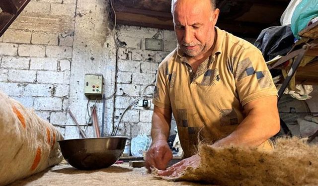 Kahramanmaraş'ta bakır döven ustanın adı külüçeçi