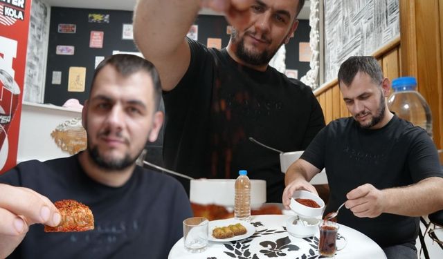 Kahramanmaraş'ta tattığı acı biber hayatını değiştirdi! Çayına bile pul biber atıyor