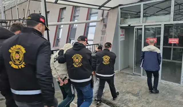 Pompalı tüfekle yaralamaya 2 tutuklama