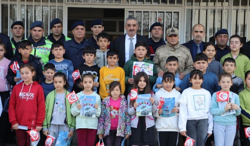 Kahramanmaraş’ta trafik temalı okul koridoru tam not aldı