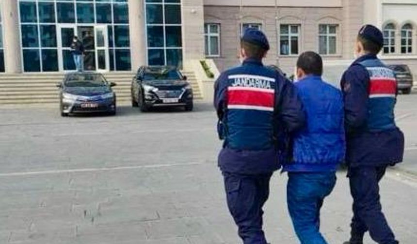 Türkoğlu’nda uyuşturucu satıcısı tutuklandı 