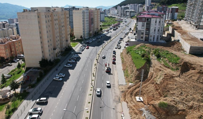 Kahramanmaraş’taki bu yolda iki günde bir trafik kazası oluyor