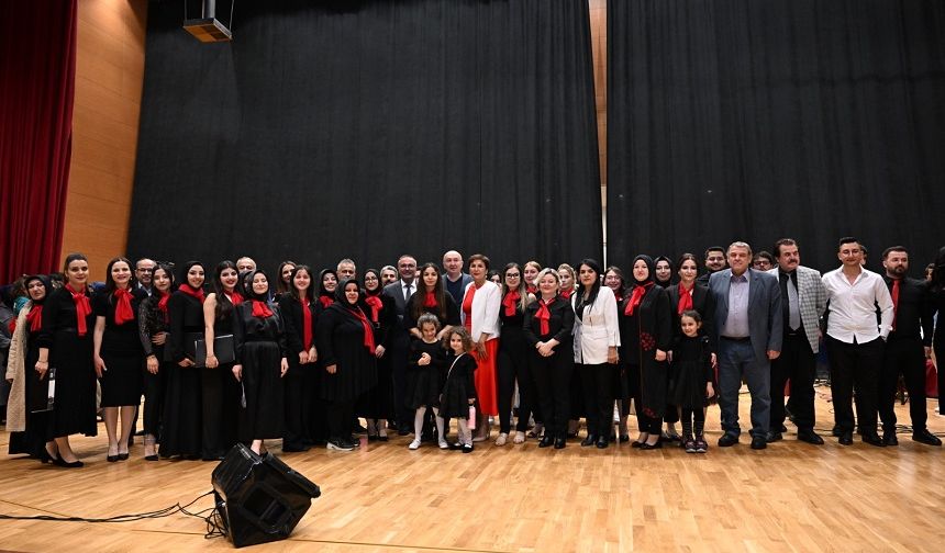 KSÜ Türk Halk Müziği Korosunun ‘4. Geleneksel Konseri’ Beğeni Topladı