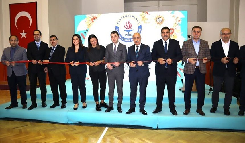 Balduk Ailesi Tarafından Yaptırılan Spor Salonu Çukurova Elektrik Anadolu Lisesi'nde Açıldı