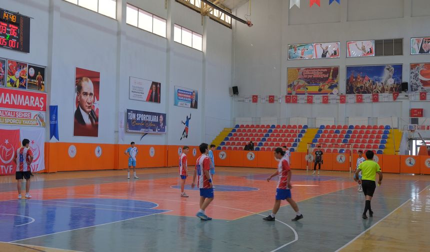 Onikişubat Belediyesi’nden Cumhuriyet Spor Şöleni: Futsal Heyecanı Başladı