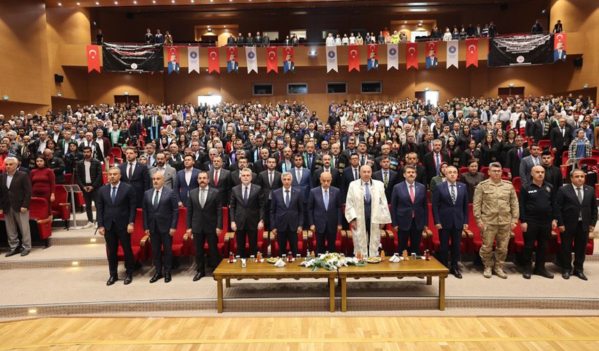 Kahramanmaraş Sütçü İmam Üniversitesi Akademik Yılı Açılış Töreni yapıldı