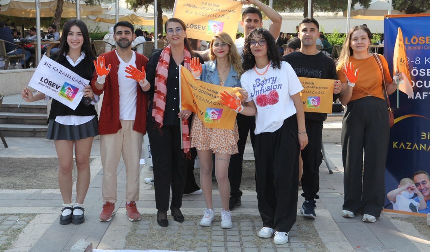 Lösemi farkındalığı kapsamında Mersin Üniversitesi'nde etkinlik yapıldı