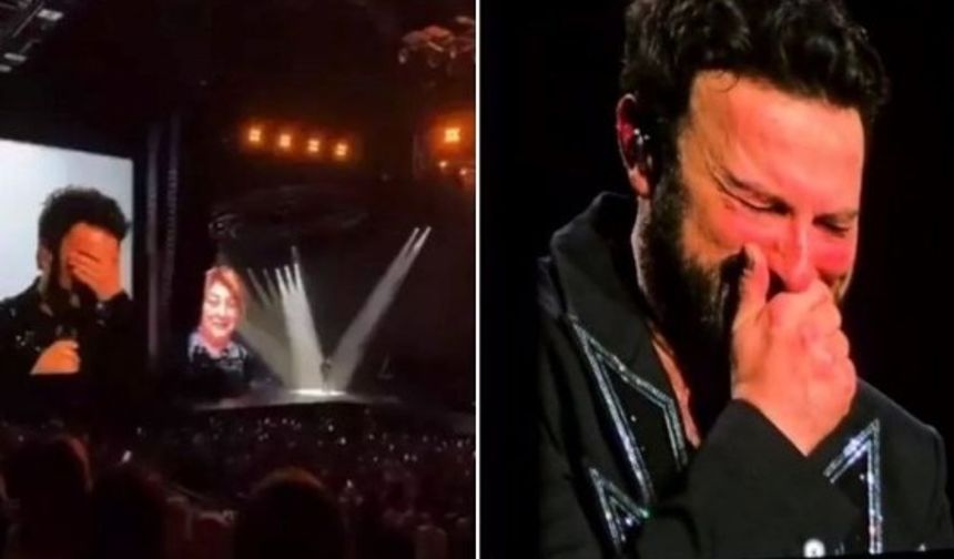 Tarkan, Annesinin En Sevdiği Şarkıyı Söylerken Gözyaşlarına Boğuldu
