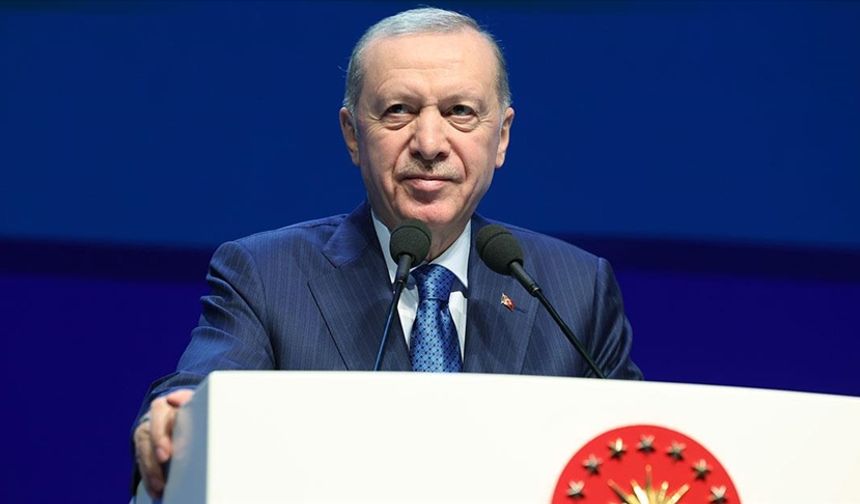 Cumhurbaşkanı Erdoğan: Kamu görevi ifa eden herkes milletin emanetine sahip çıkmakla mükelleftir