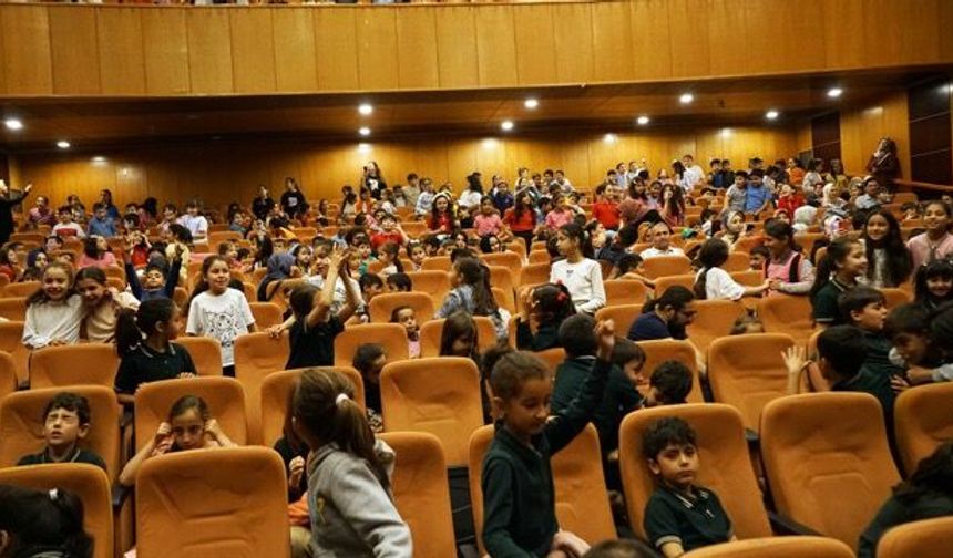 Kahramanmaraş’ta çocuk tiyatrosu iptal edildi