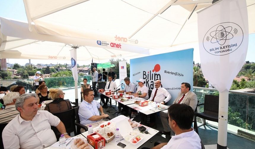 Antalya’da Su Krizi Gündeme Taşındı: “Türkiye Su Fakiri Adayı Bir Ülke”