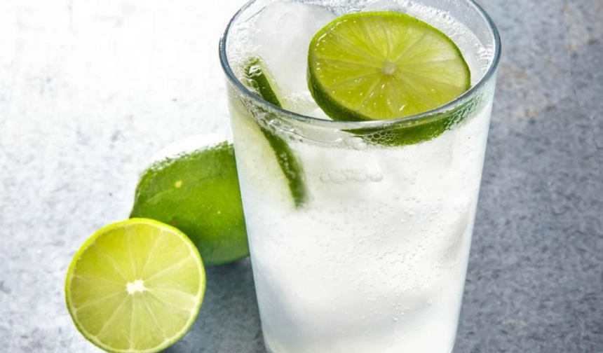 İbn-i Sina’dan Asırlık Tavsiye: Yaz Boyu Sade Soda İçin!