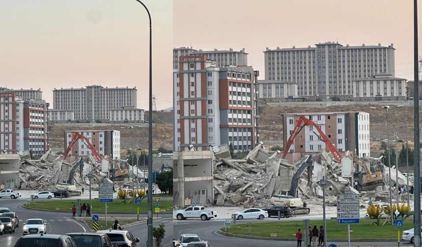 Kahramanmaraş'ta yıkım sırasında bir operatör daha hayatını kaybetti