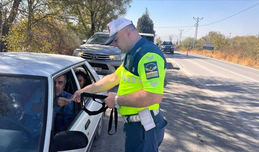Kahramanmaraş'ta araçta eksik ekipmana 1.246 TL ceza