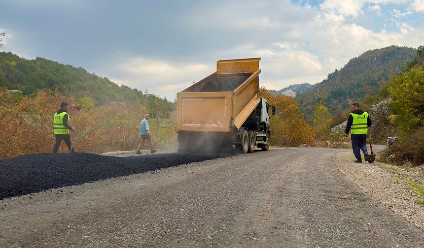 Andırın’a ulaşımı 20 kilometre kısaltan Karasu Grup Yolu’nda sona gelindi