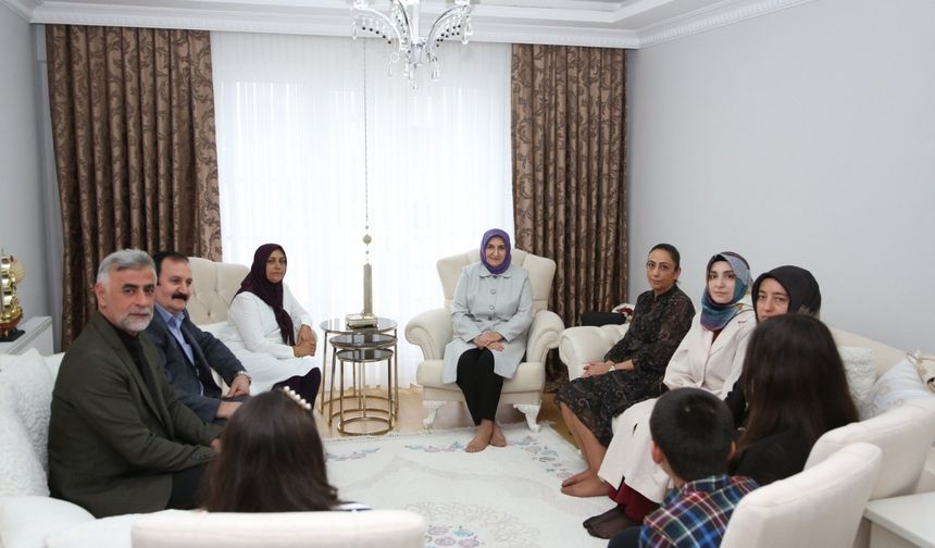 Dr. Selma Ünlüer’den koruyucu aileye anlamlı ziyaret