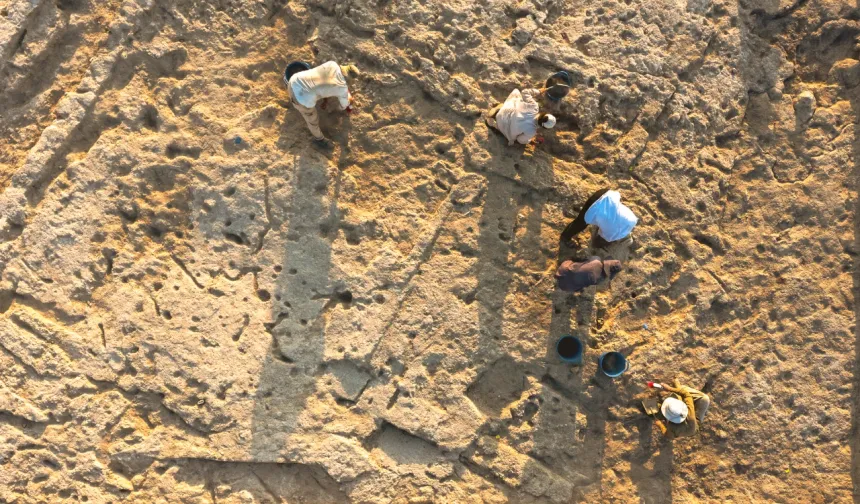 Karaman’da 8 bin 500 yıllık obsidyen ayna bulundu: Canhasan kazılarında dikkat çeken keşif