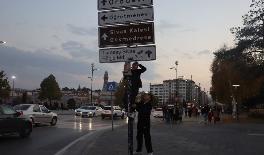 Kızılay’da başlayan tabela akımı Sivas’a sıçradı