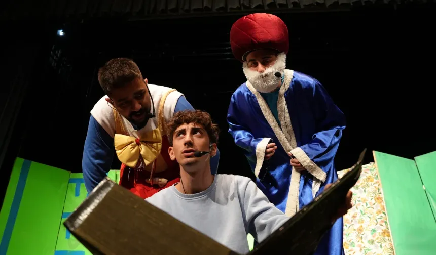 Kahramanmaraş’ta çocuklar tiyatroyla masal dünyasına yolculuk yaptı