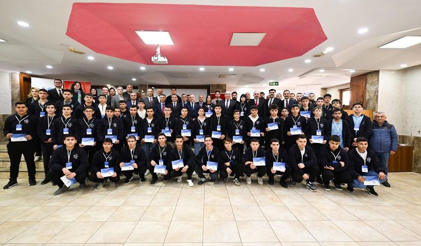 Kahramanmaraş’ta Bu Liselerde Okuyan Öğrenciler Altın Kazandı