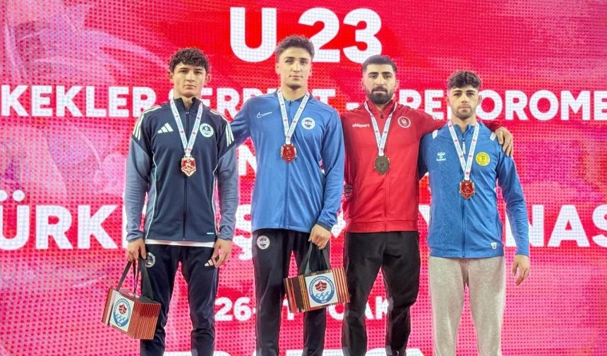 Kahramanmaraşlı güreşçilerden Trabzon’da büyük başarı