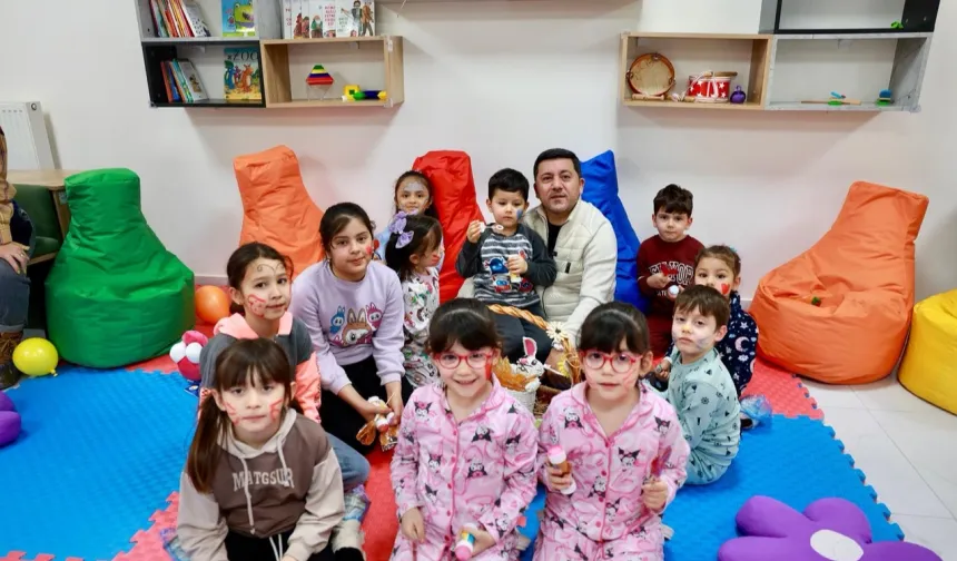 Nevşehir'de 'Pijamalarla Masal Dünyasına Yolculuk' Anne-Çocuk Atölyesi