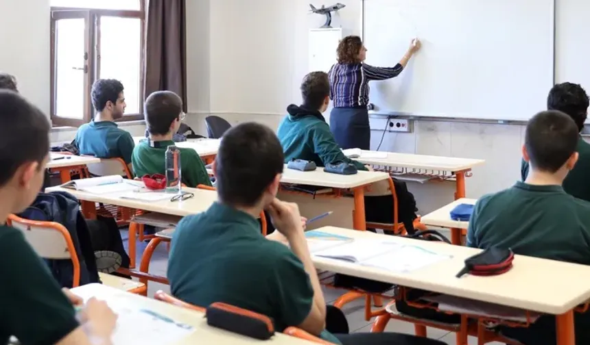 Öğretmenlerin Yer Değiştirme Takvimi Açıklandı: MEB 2026 Süreci Başlıyor