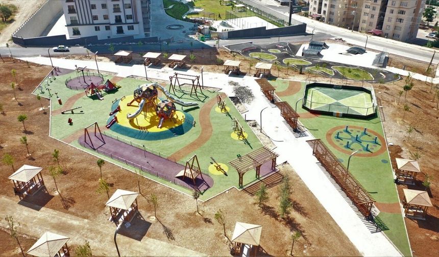 Kahramanmaraş'ta belediye park mobilyası ve oyun grubu alacak