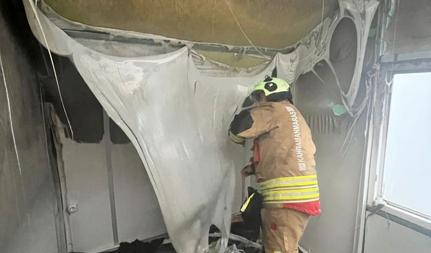 Kahramanmaraş’ta konteyner yangını büyümeden söndürüldü