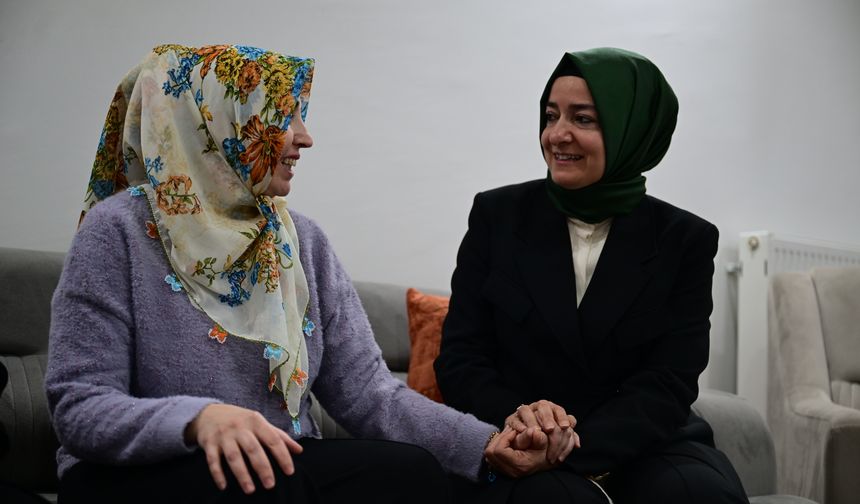 AK Parti Genel Başkan Yardımcısı Kaya, Kahramanmaraş’ta Depremzede Ailenin İftar Sofrasına Konuk Oldu